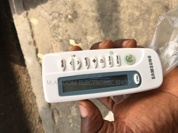 Portable Small Samsung Ac Remote · Photo 1