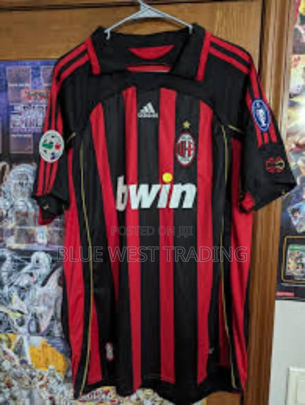 Ac Milan 2006/2007 Retro Jersey · Photo 2