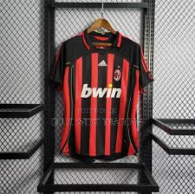 Ac Milan 2006/2007 Retro Jersey · Photo 4