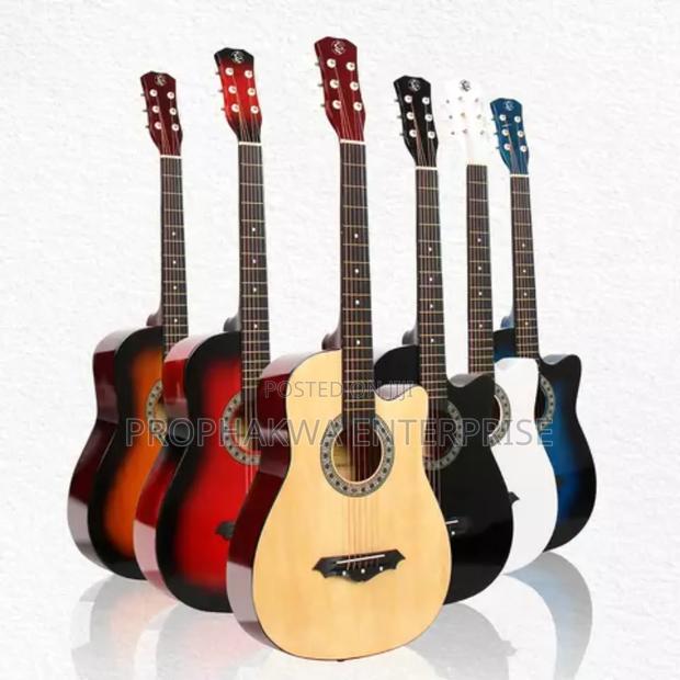 Semi Acoustic Guitar · Photo 2