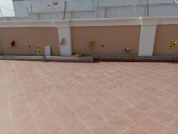 5bdrm House in Top-Boat Estate, Kumasi Metropolitan for sale · Photo 3