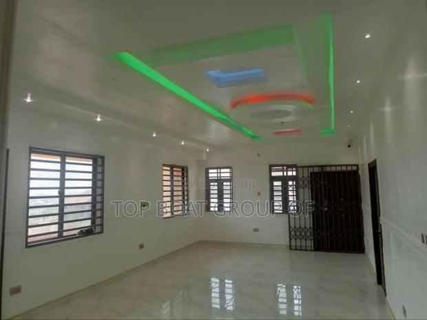 5bdrm House in Top-Boat Estate, Kumasi Metropolitan for sale · Photo 8