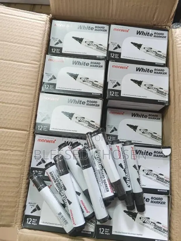 White Broad Marker · Photo 1
