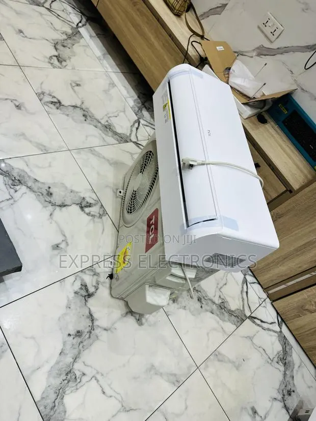 Lovy New White Air Conditioner Split TCL 1.5hp · Photo 1