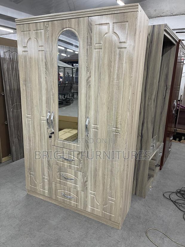 3 Doors Foreign Wardrobe Simple Design for Laundry Storage · Photo 1