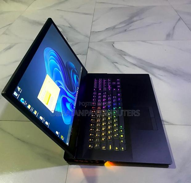 Laptop Lenovo Legion Y740 16GB Intel Core i7 SSD 512GB · Photo 2