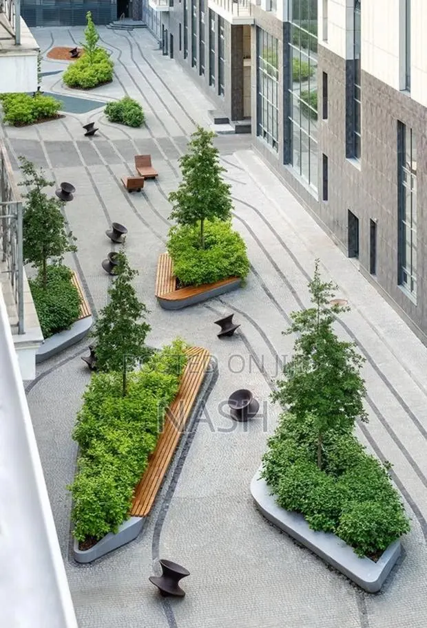 Flower Landscape Specialist · Photo 1