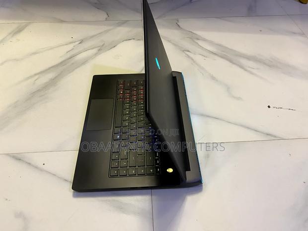 Laptop Dell Allenware M15 R5 16GB AMD Ryzen 7 SSD 512GB · Photo 5