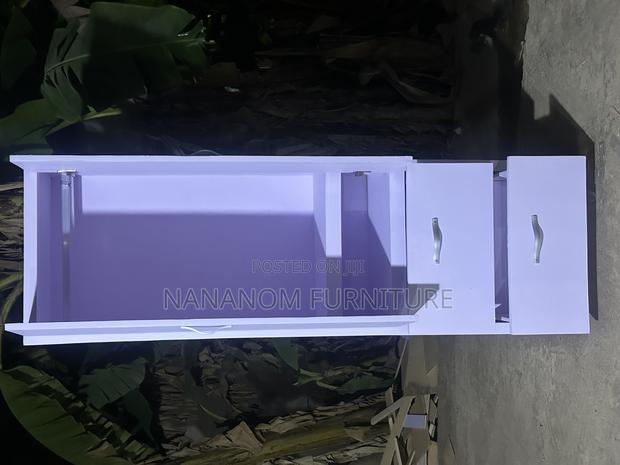 Single Wooden Wardrobe Available · Photo 3