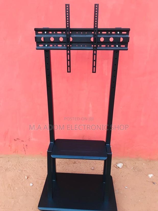 Strong Stand Tv Cart 32"-70" · Photo 1