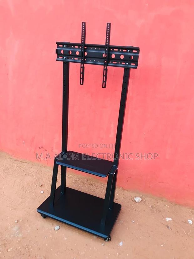 Mobile Tv Cart 32-70" Move Your Screen · Photo 1