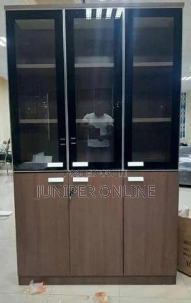 3 Doors Cabinet Dasa Bruei Fuce · Photo 1