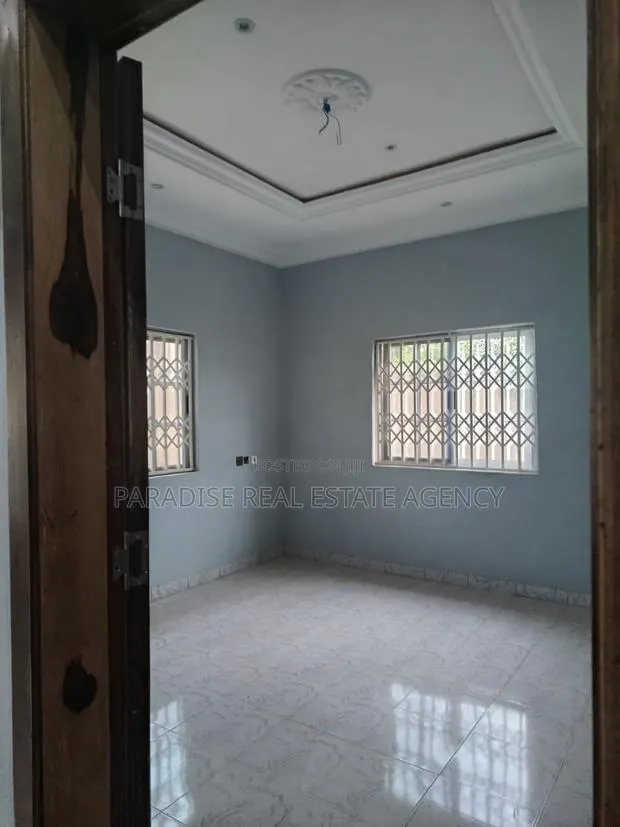 2bdrm Apartment in Atwima Boko Estate, Kumasi Metropolitan for rent · Photo 1
