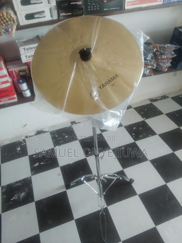 Cymbal + Cymbal Stand · Photo 1