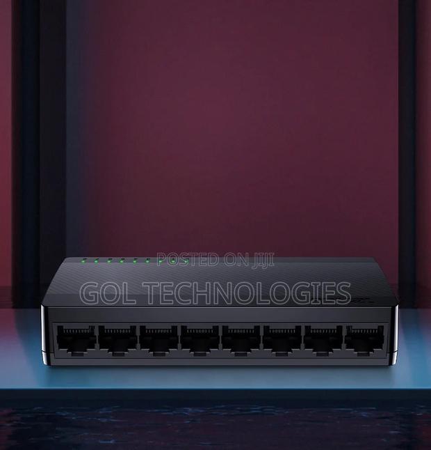 8-Port Gigabit Desktop Switch Sg108m Ethernet Switch · Photo 5