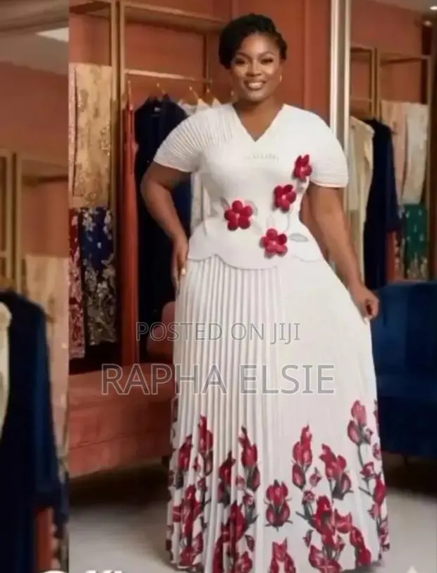 Ladies Dress · Photo 1
