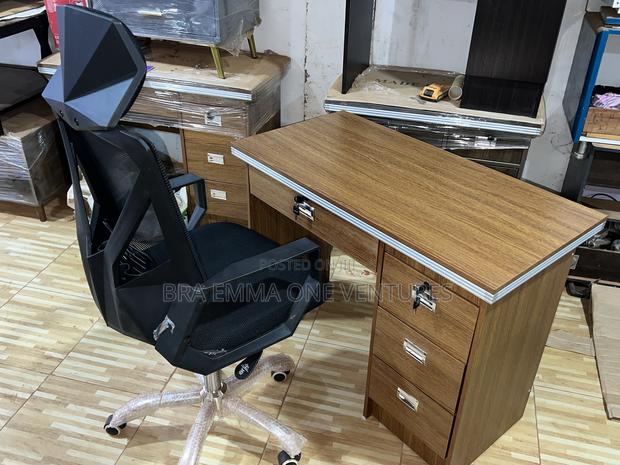 1mx0.5m Table With Chair · Photo 2