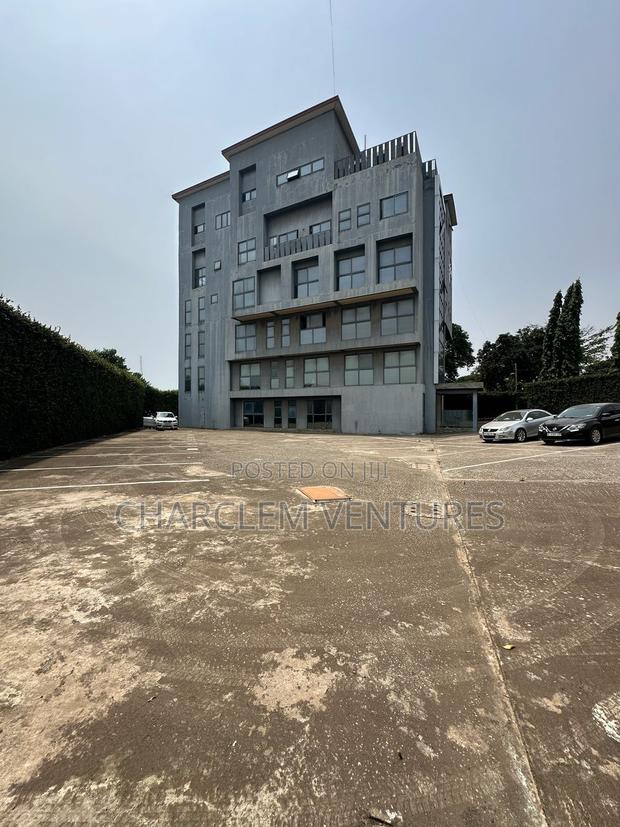 Commercial Property for Sale at Kanda Road · Photo 1