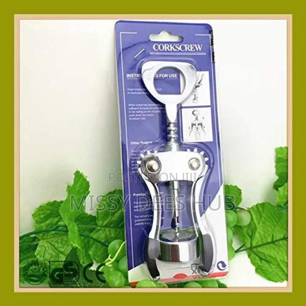 Multifunctional Corkscrew · Photo 1