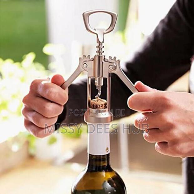 Multifunctional Corkscrew · Photo 4