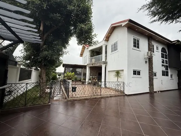 5bdrm Mansion in American House, East Legon for sale · Photo 1
