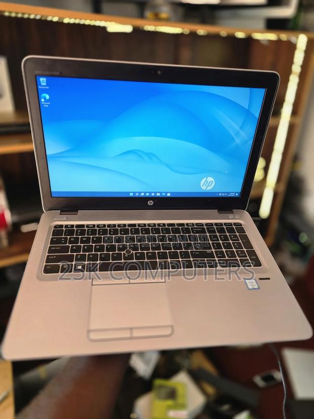 Laptop HP EliteBook 850 G3 8GB Intel Core I5 SSD 256GB · Photo 2