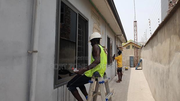 Do You Need a Cleaning Agency Now? · Photo 2