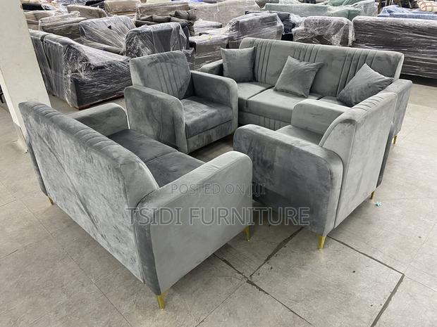 Classic Foreign Sofa Set · Photo 1
