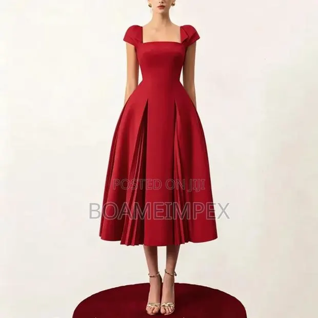 Zara Red Elegant Empire Court Dress · Photo 1
