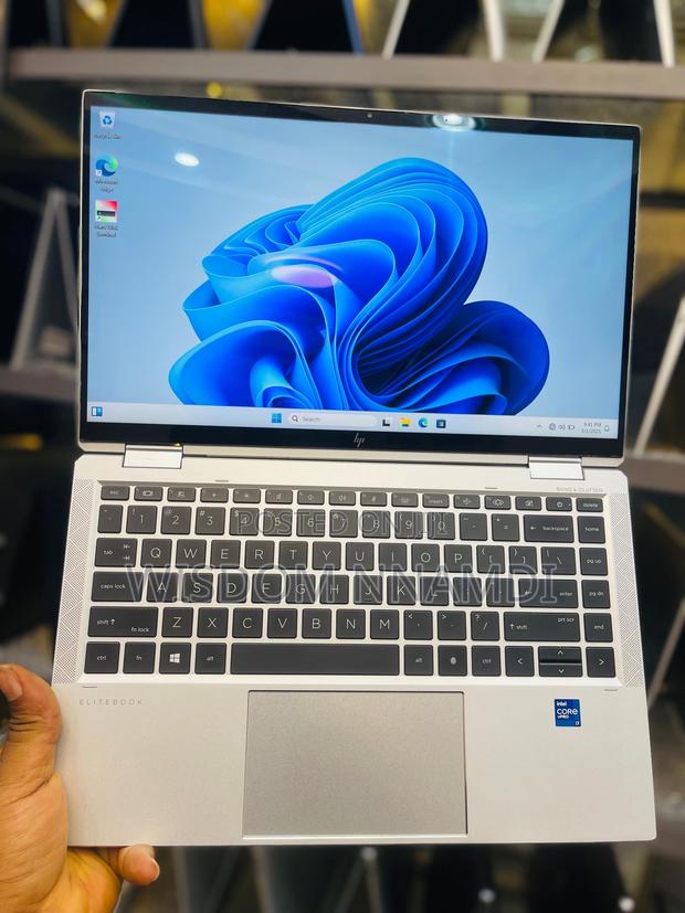 Laptop HP EliteBook 1040 G8 16GB Intel Core i7 SSD 512GB · Photo 5