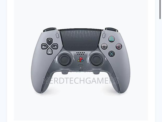 Ps5 Edge Controller - 30th Anniversary Gray Limited Edition · Photo 2