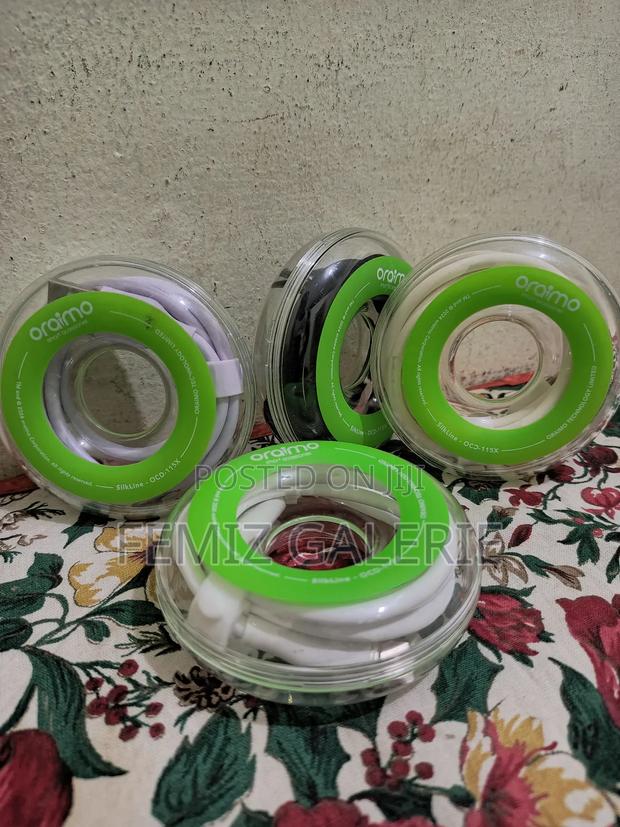 Oraimo Silkline Usb-a-to-Lightening / C-to-Lightening Cable · Photo 2
