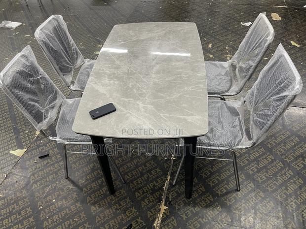 Dining Table With 4 Chairs With Marble Top · Photo 3