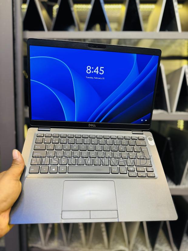 Laptop Dell Latitude 5300 8GB Intel Core i5 SSD 256GB · Photo 2