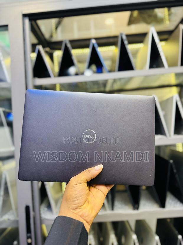 Laptop Dell Latitude 5300 8GB Intel Core i5 SSD 256GB · Photo 3