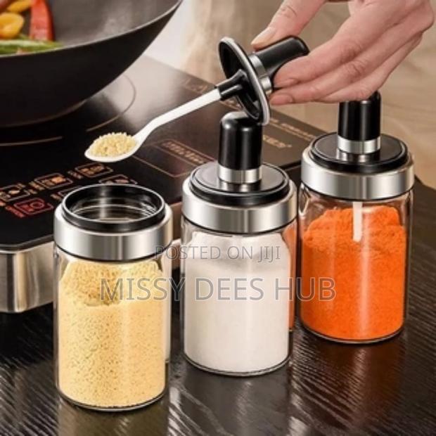 Spice Bottle With Spoon · Photo 4