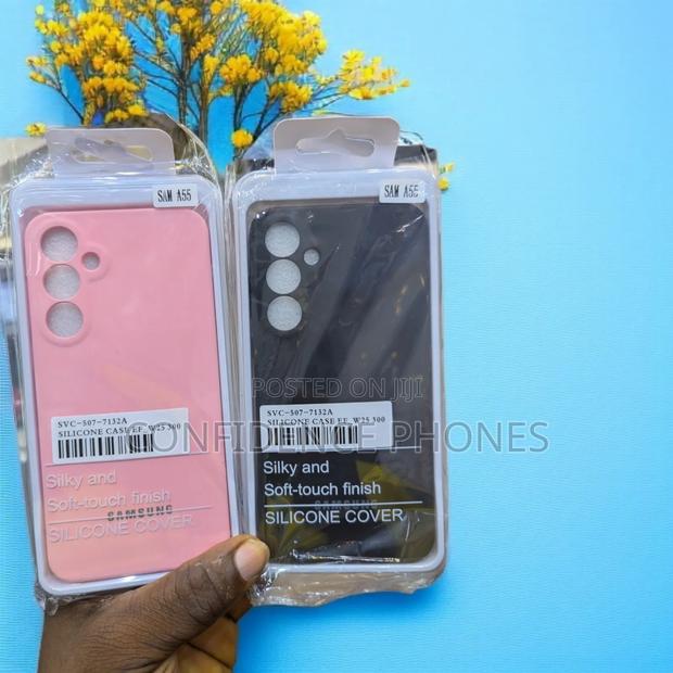 Samsung Silicone Cases Available · Photo 2