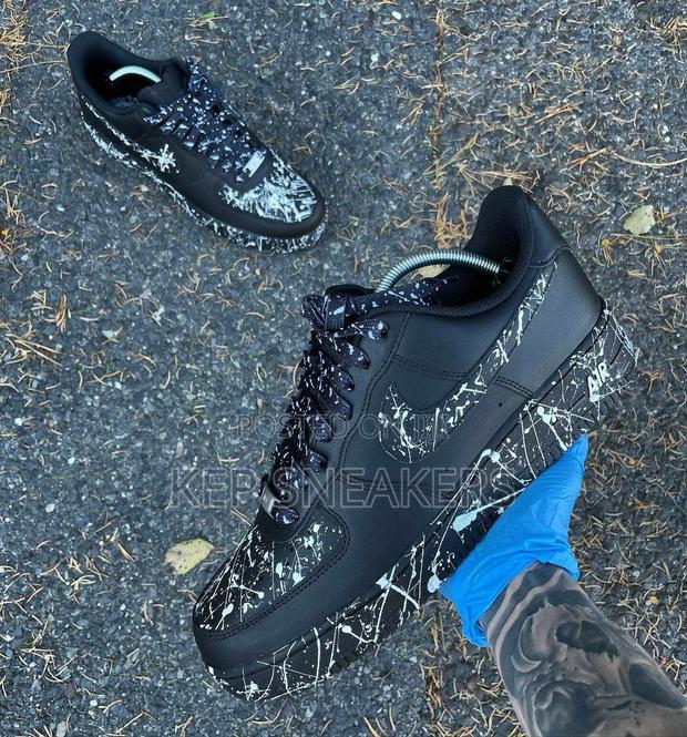 Nike Air Force 1 “Black Splatter” · Photo 2