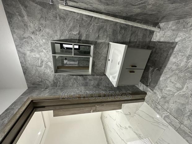 5bdrm House in Nmai Dzorn for sale · Photo 3