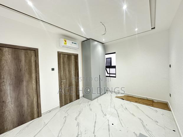 5bdrm House in Nmai Dzorn for sale · Photo 4