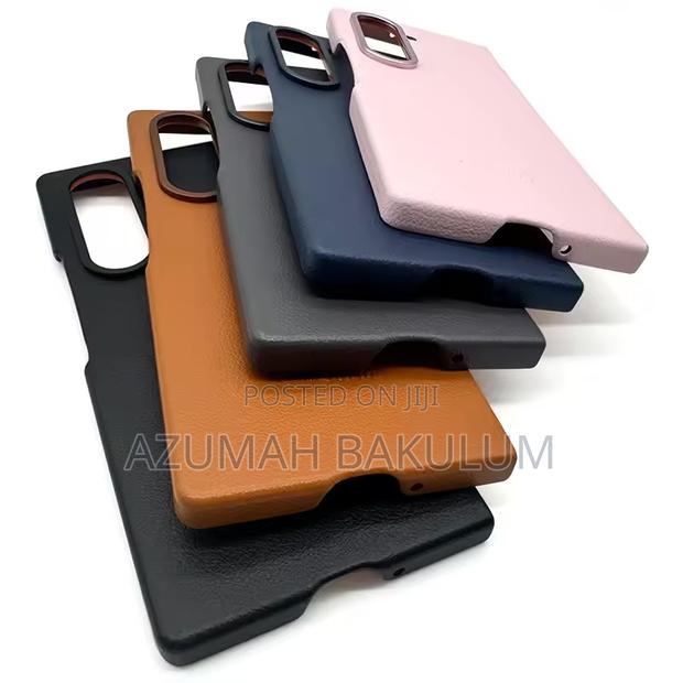Samsung Galaxy Z Fold 6 Kindsuilt Leather Case · Photo 7