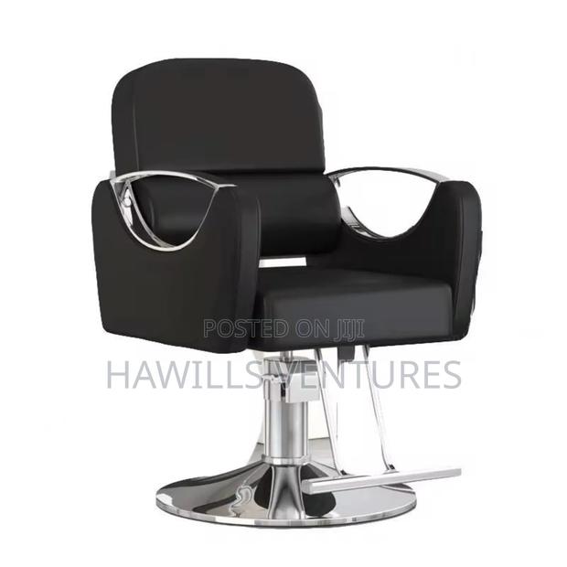 Salon Chair. · Photo 1