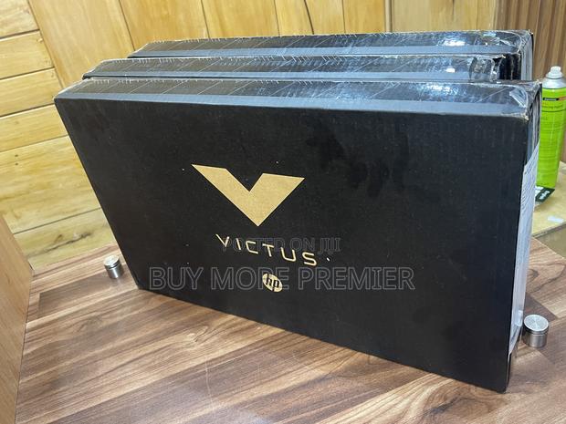 New Laptop HP Victus 15 8GB Intel Core i5 SSD 512GB · Photo 1