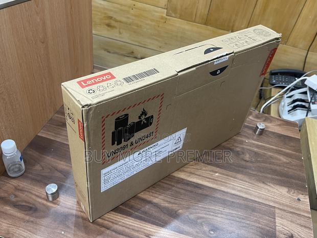 New Laptop Lenovo LOQ 15ARP9 16GB Intel Core i7 SSD 512GB · Photo 1