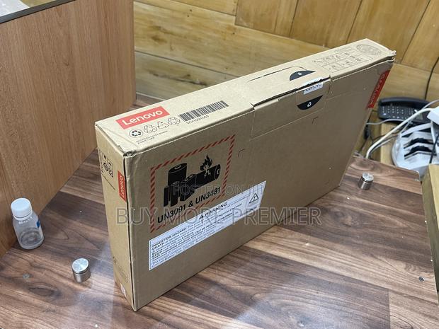 New Laptop Lenovo LOQ 15ARP9 16GB Intel Core i7 SSD 512GB · Photo 5