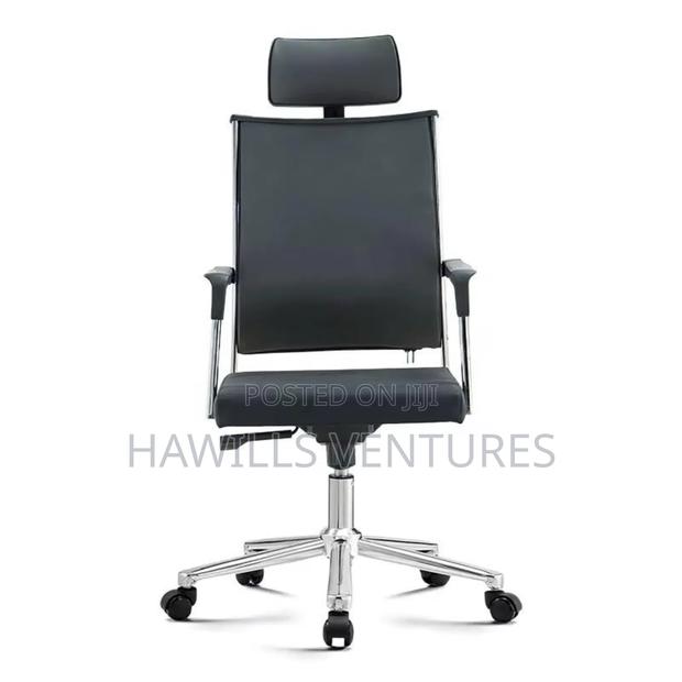 High Back Office Chair · Photo 1
