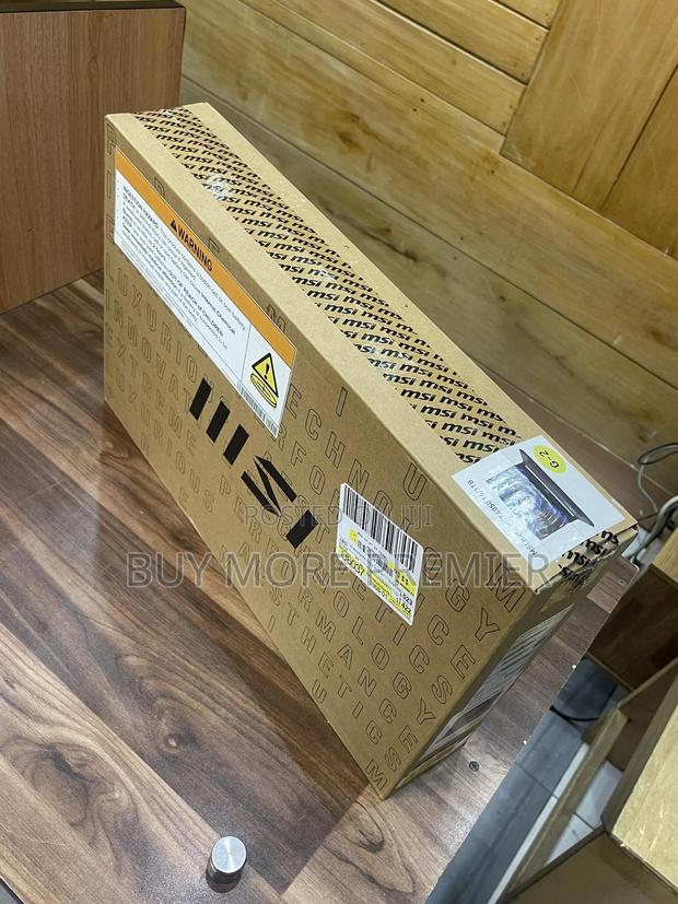 New Laptop MSI Katana 15 16GB Intel Core i7 SSD 512GB · Photo 2