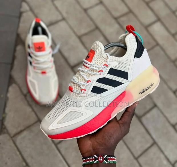 Quality Adidas Zx Boost Sneaker · Photo 2