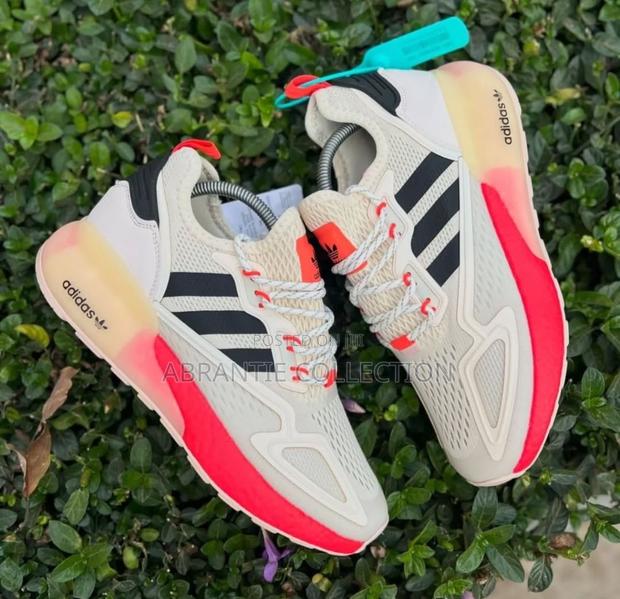 Quality Adidas Zx Boost Sneaker · Photo 1