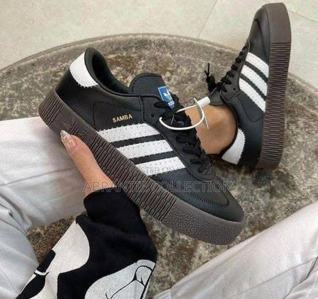 Your Causal Adidas Leather Samba Black · Photo 2